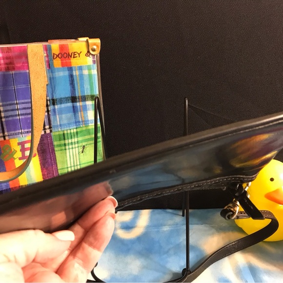 Dooney & Bourke Florentine Lg. Slim Wristlet in Black 🔥 - Picture 5 of 7